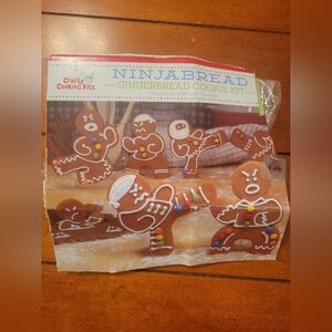 Ninjabread Gingerbread Cookie Kit Cut-Out Cookie Cutters Ninja Shape BRAND NEW